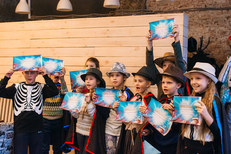 Как отметить Новый год классом — идеи для младших школьников в Санкт-Петербурге